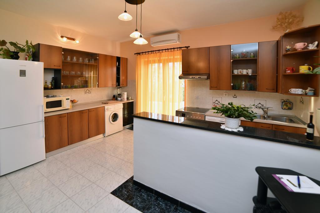 Enjoy Apartment Split